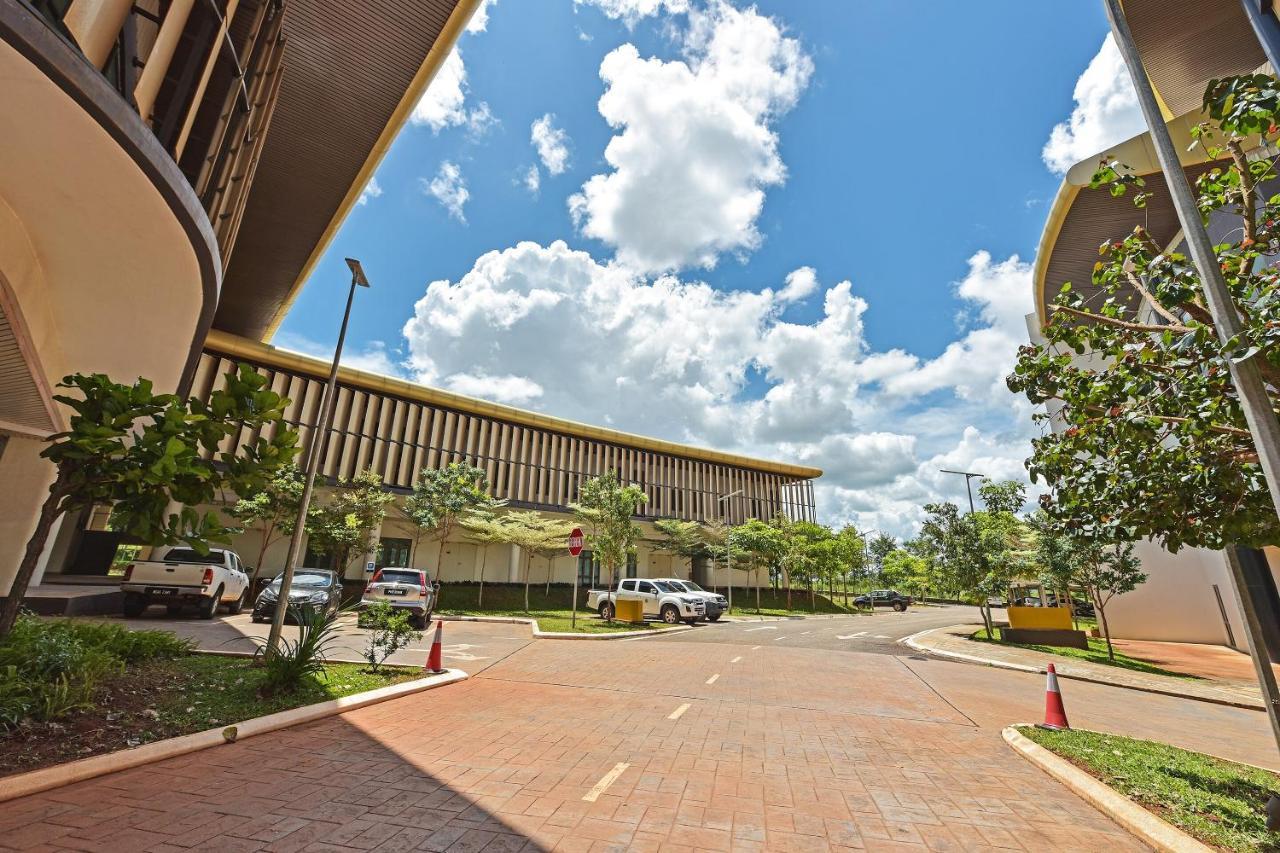 Capital O 90614 Cvia Ummul Hotel パダン・ブサール エクステリア 写真