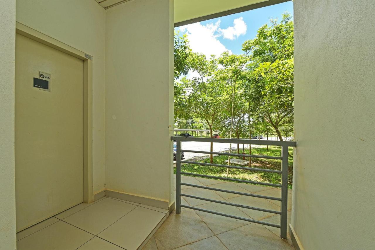 Capital O 90614 Cvia Ummul Hotel パダン・ブサール エクステリア 写真